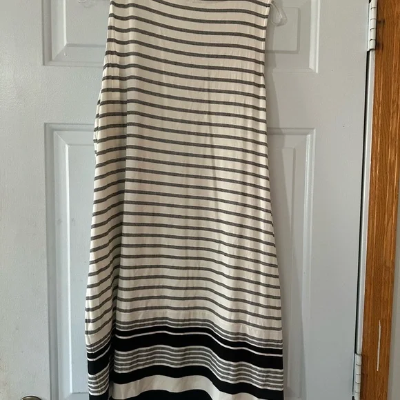 J. Jill Wearever sleeveless dress Black and White Striped. Size large petite. - Picture 6 of 9